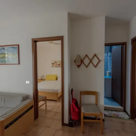 Condominio Isi Apartment *