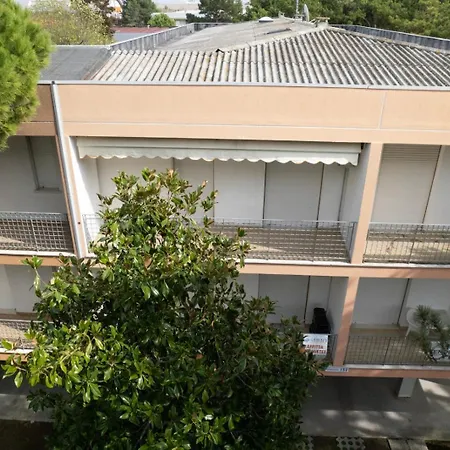 Apartamento Condominio Isi